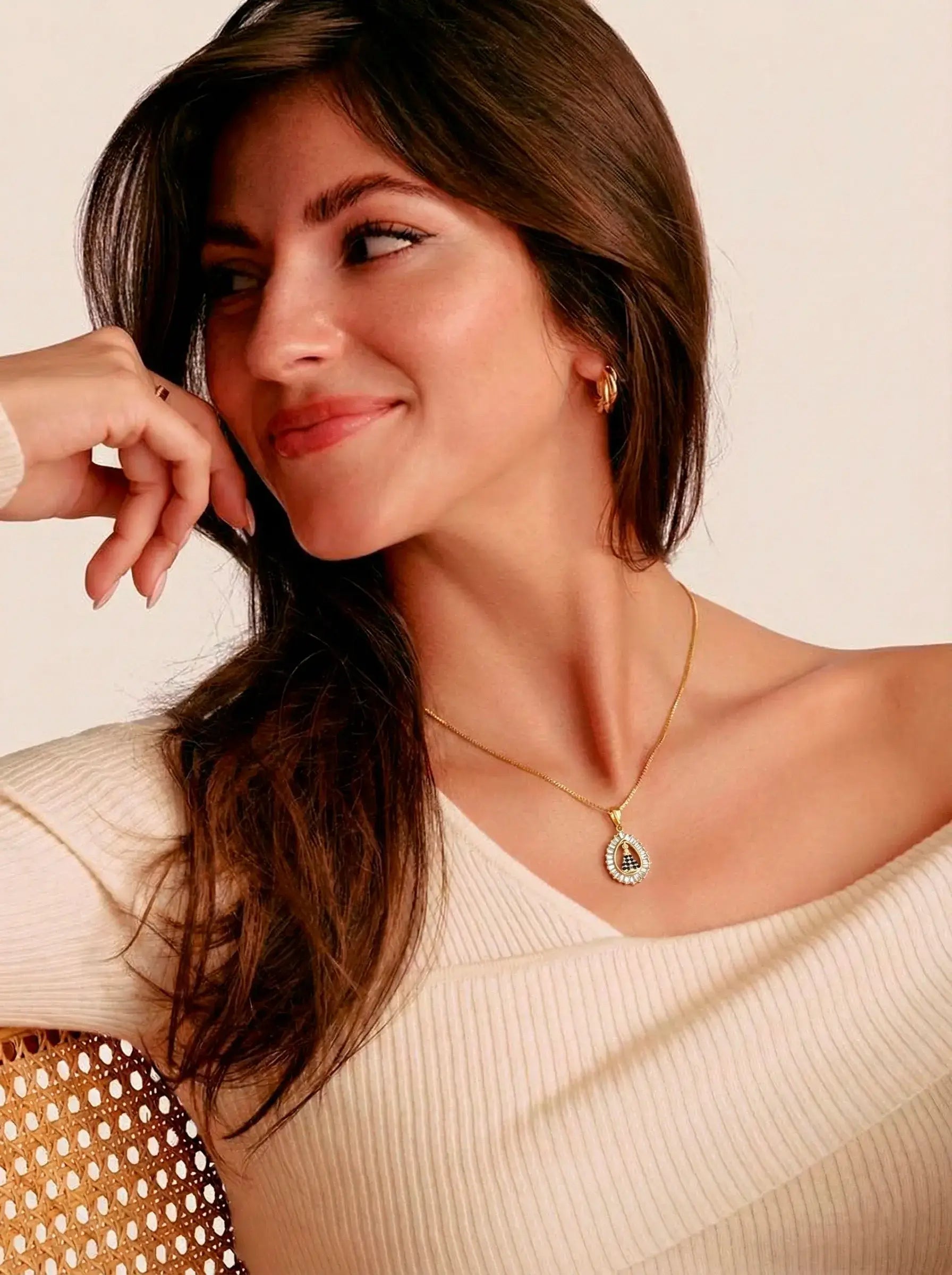 Colar Divina Presença