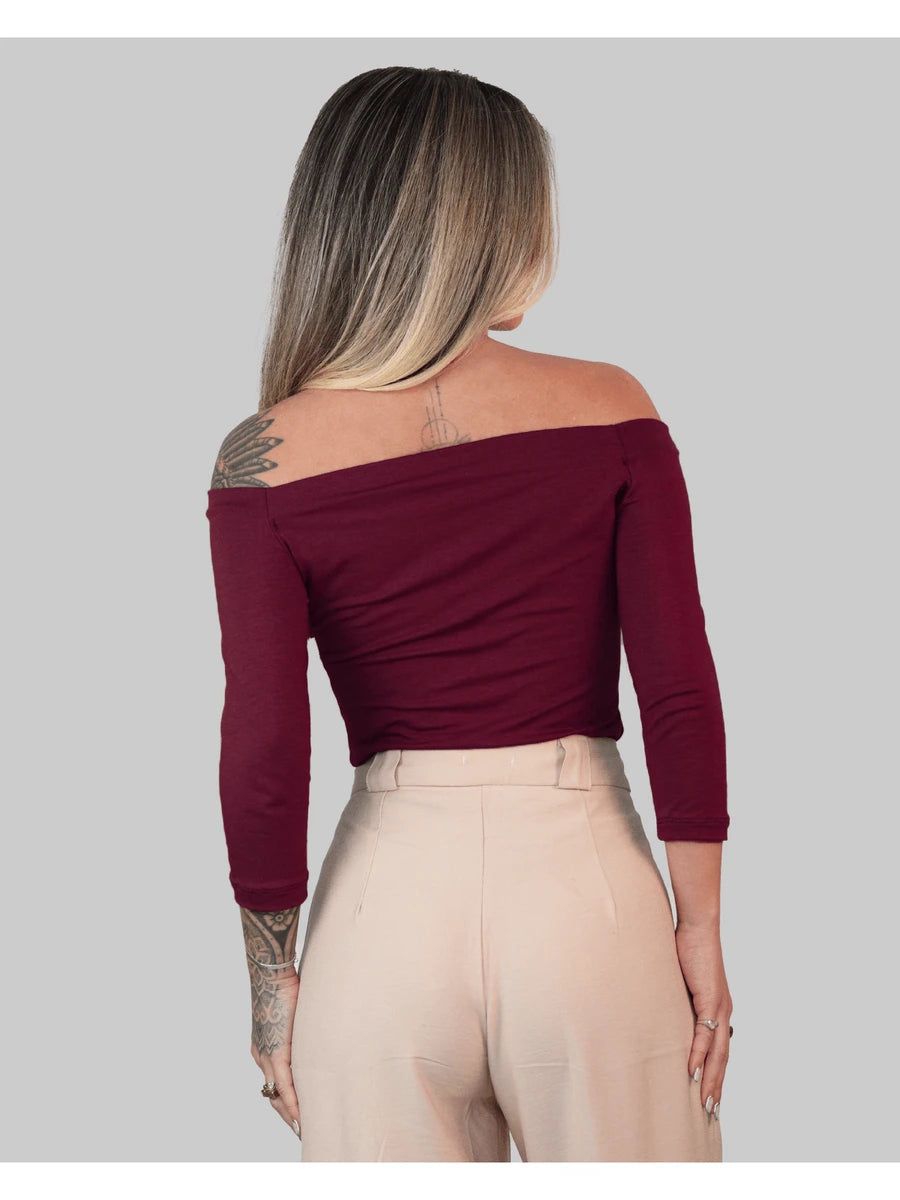 Blusa Feminina Ajustada Ombro à Mostra