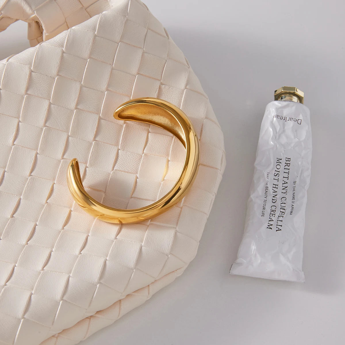 Pulseira Minimalista Circular 18K Ouro